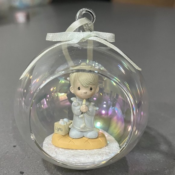 Precious Moments Ornament "May Your Christmas Be Delightful" - Picture 1 of 3